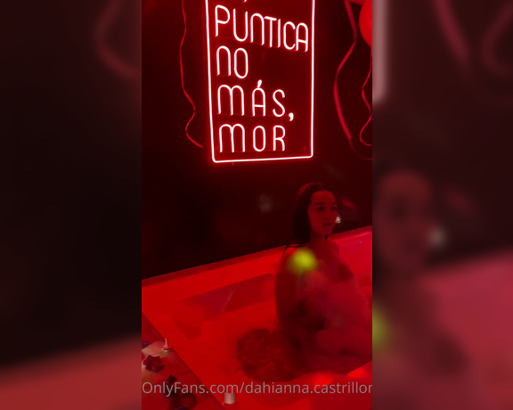 Dahianna Castrillon aka dahianna.castrillon - 12-07-2021 OnlyFans Video - La puntica no más, mor  Amores lo recogido en esta campaña será para comprar lencería