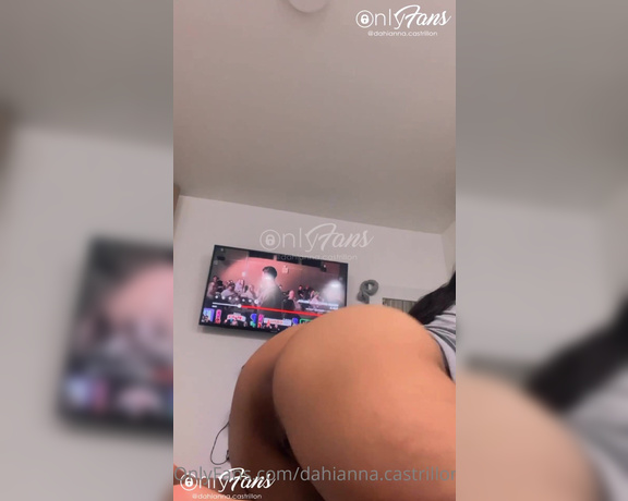 Dahianna Castrillon aka dahianna.castrillon - 02-28-2023 OnlyFans Video - Ya te hiciste la ultima paja del mes  Quisiera ver cómo sacas toda tu lechita