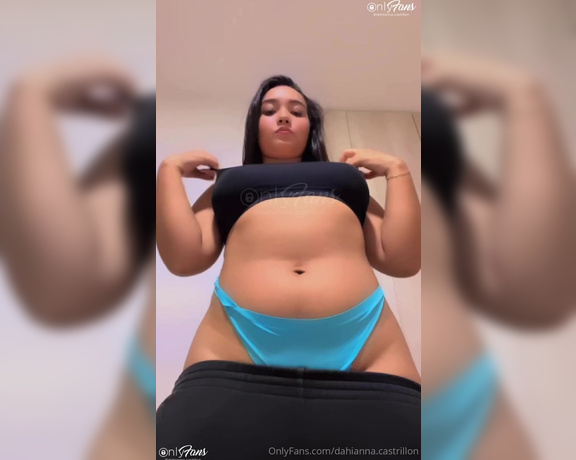 Dahianna Castrillon aka dahianna.castrillon - 01-15-2024 OnlyFans Video - Me desvisto para ti  Im undressing for you