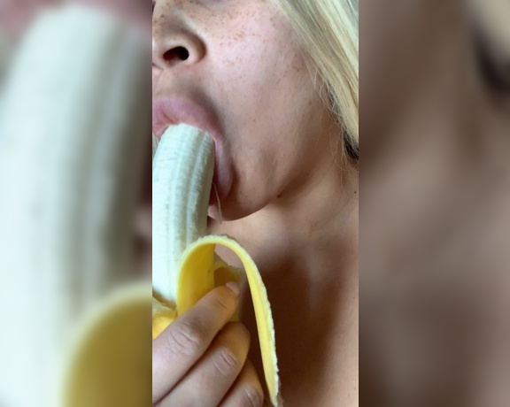 Honey Martinez aka honey.martinez - 12-18-2019 OnlyFans Video - If only this was a cock