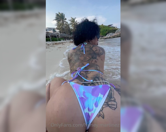 Honey Martinez aka honey.martinez - 06-09-2023 OnlyFans Video - Can I ride u cock like this baby