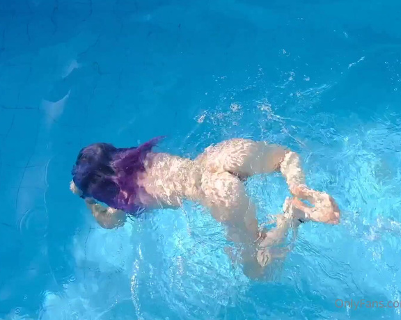 Annaplayboy aka annaplayboy - 06-15-2021 OnlyFans Video - I am not good at swimming