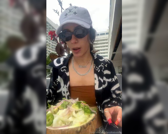 Baddie Lex aka lexythebaddie - 01-04-2022 OnlyFans Video - This was FIRE  Miami food has been hitting DIFFERENT