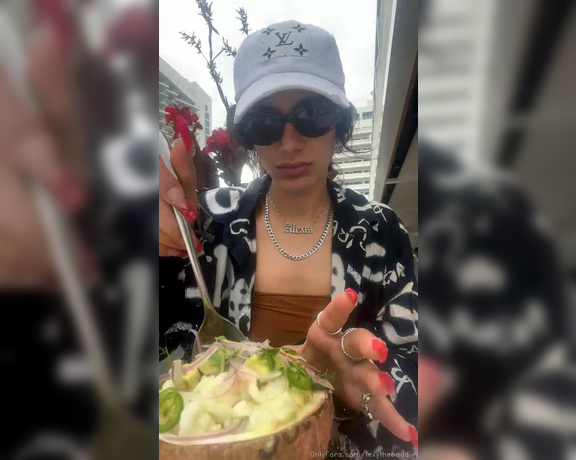 Baddie Lex aka lexythebaddie - 01-04-2022 OnlyFans Video - This was FIRE  Miami food has been hitting DIFFERENT