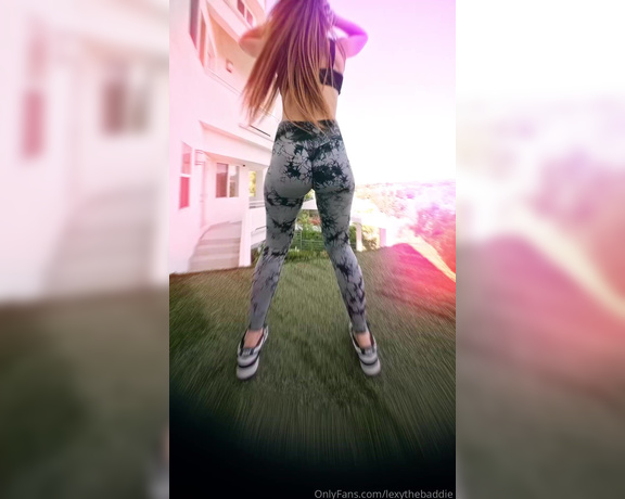 Baddie Lex aka lexythebaddie - 07-23-2024 OnlyFans Video - dm me if you wanna know whats dropping July 26th