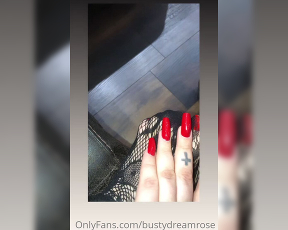 BBW Dream Rose aka bbwdreamrose - 03-10-2021 OnlyFans Video - Red nails, sexy stockings, foot