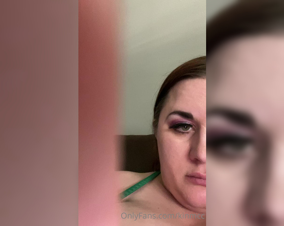 Ashley Garland aka ashgarlandd - 06-17-2020 OnlyFans Video - Mmmm nice little rub after a swim in the pool  Fat puss and big ol