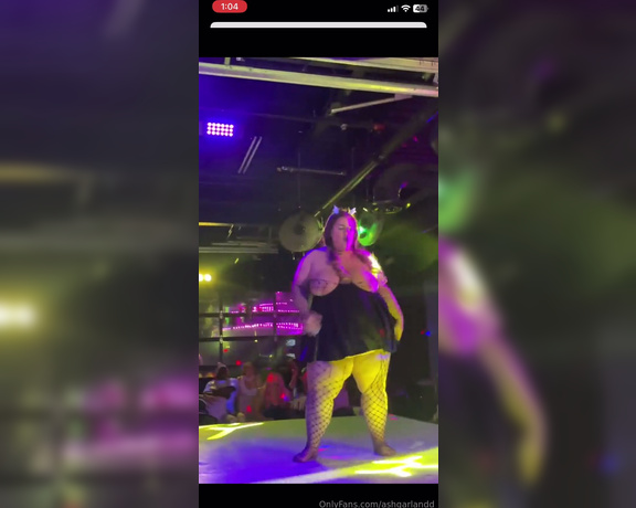 Ashley Garland aka ashgarlandd - 11-11-2023 OnlyFans Video - Full version of One of my dances from BBW STRIP NIGHT in Vegas