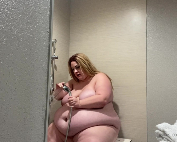 Ashley Garland aka ashgarlandd - 11-27-2024 OnlyFans Video - I was really excited to have a moment to enjoy the shower head only to be