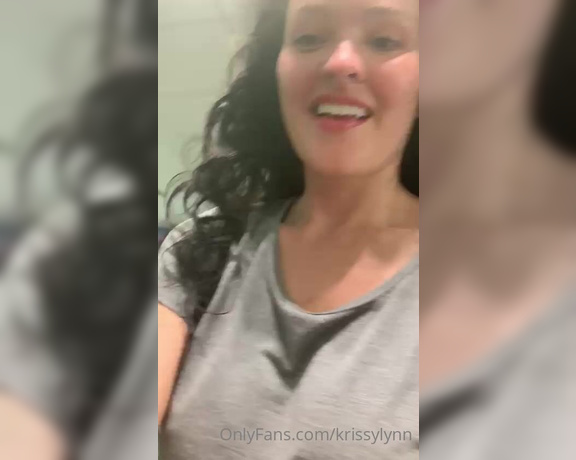 Krissy Lynn aka krissylynn - 02-04-2021 OnlyFans Video - Hey loves Do you like my new hair