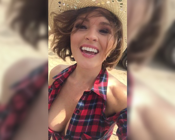 Krissy Lynn aka krissylynn - 09-02-2017 OnlyFans Video - VIDEO _ right before my scene on the ranch yesterday Brazzers cowgirl with Xander Corvus