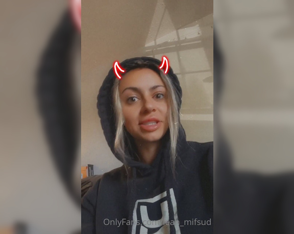 Leah_mifsud - OnlyFans Video K (03.05.2023)