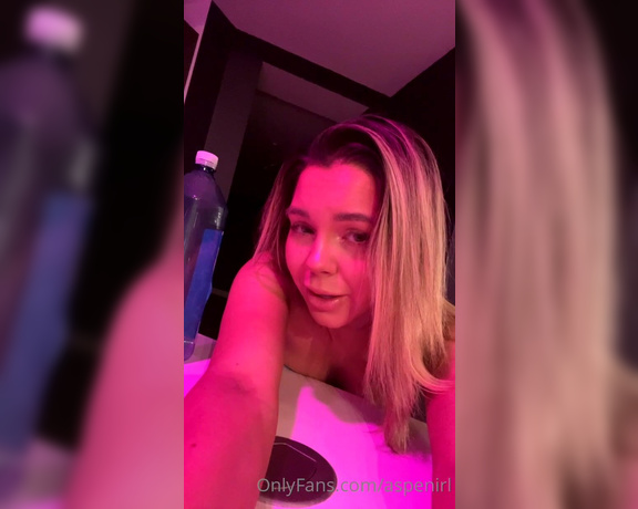 Aspenirl - OnlyFans Video pp (15.10.2022)