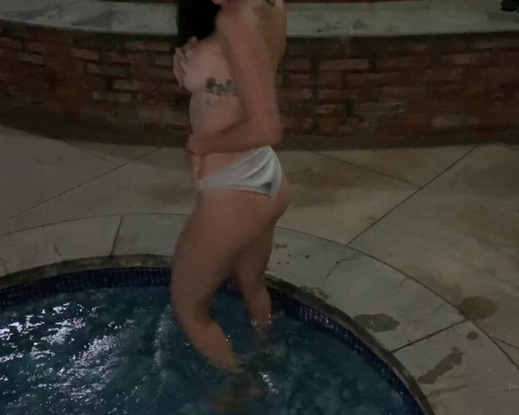 Kristty - Night time at the pool , water splashes W (02.02.2020)