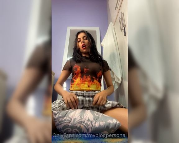 MyBlogPersonal aka myblogpersonal - 05-14-2021 OnlyFans Video - Estoy muy caliente últimamente_7k8v