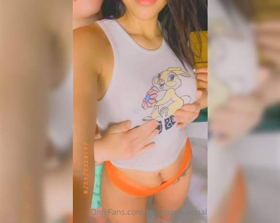 MyBlogPersonal aka myblogpersonal - 09-06-2021 OnlyFans Video - Dejándome tocar un poco_i2c4