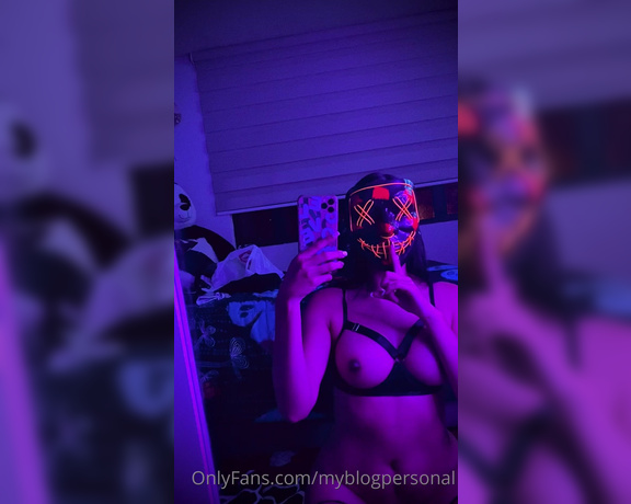 MyBlogPersonal aka myblogpersonal - 11-05-2022 OnlyFans Video - Aquí seguimos en HALLOWEEN