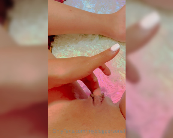 MyBlogPersonal aka myblogpersonal - 12-09-2022 OnlyFans Video - El calor y el sol me pone mojada siempre, es una sensación unica