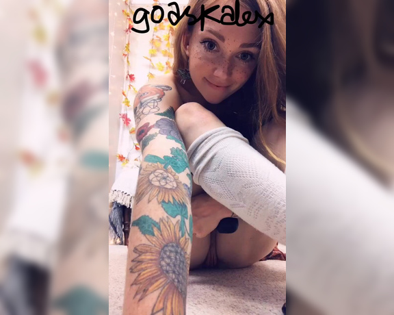 GoAskAlex aka goaskalex - 10-13-2020 OnlyFans Video - I havent played with this vibrator recently