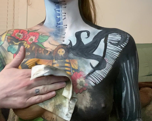 GoAskAlex aka goaskalex - 02-29-2020 OnlyFans Video - Just a happy babe spitting and drooling on herself while wearing some bomb face paint