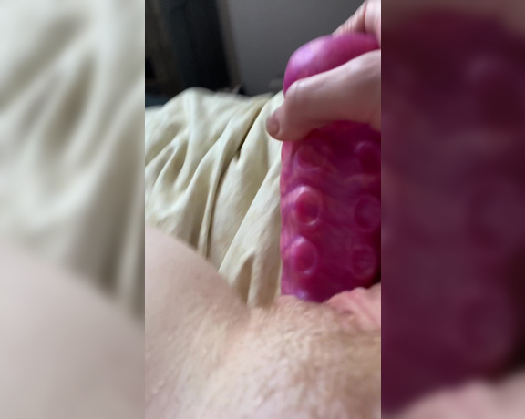 GoAskAlex aka goaskalex - 04-02-2021 OnlyFans Video - Ive never been able to take a toy this deep before