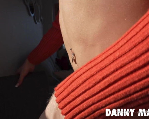 Danny Mancini aka dannymancinixxx - 02-23-2023 OnlyFans Video - lisbon cold making me chill  Friozinho de Lisboa me deixando arrepiada