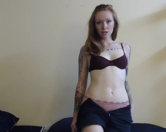 GoAskAlex aka goaskalex - 05-12-2022 OnlyFans Video - my older videos really embarrass me _ this was a custom video I filmed in