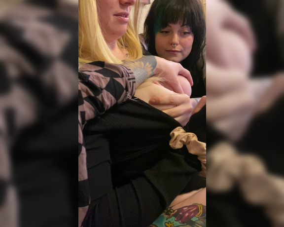 GoAskAlex aka goaskalex - 12-04-2021 OnlyFans Video - Very serious conversations with ceressuicide and charleebeckett