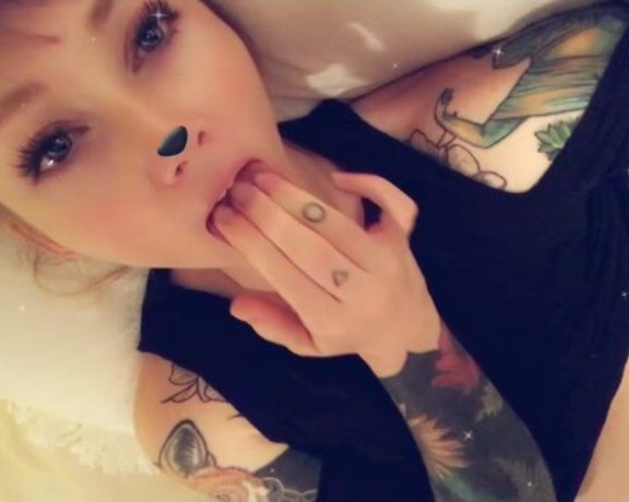 GoAskAlex aka goaskalex - 06-04-2022 OnlyFans Video - surprise  something short, sweet, and filthy