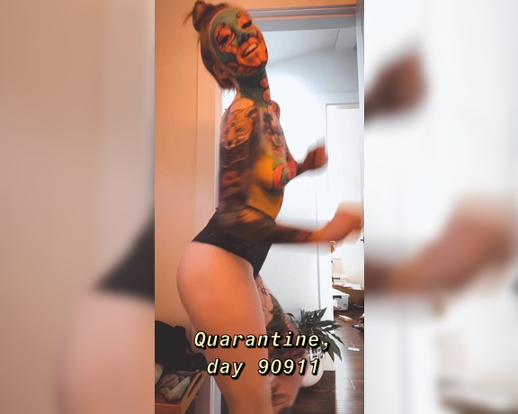 GoAskAlex aka goaskalex - 06-07-2022 OnlyFans Video - a little snap  chat montage for you