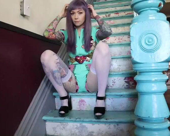 GoAskAlex aka goaskalex - 07-11-2022 OnlyFans Video - Riding my dildo on the stairs where ANYONE could see me at this livework artist space