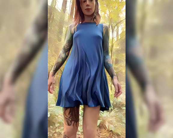 GoAskAlex aka goaskalex - 08-28-2022 OnlyFans Video - POV _ were out for a hike when the brownies kick in