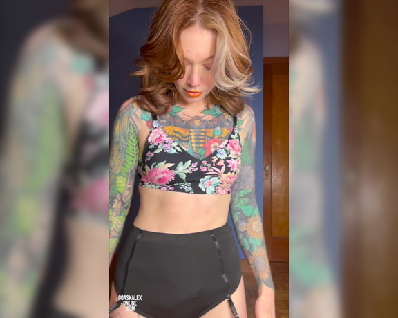 GoAskAlex aka goaskalex - 11-30-2022 OnlyFans Video - When you get all dressed up but the night ends early