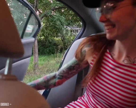 GoAskAlex aka goaskalex - 05-23-2020 OnlyFans Video - This hot lesbian hitchhiker puts on a sneaky show while the unsuspecting driver and passenger are