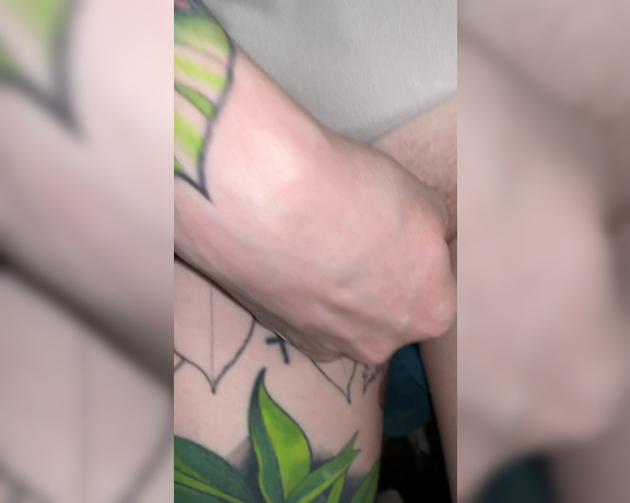 GoAskAlex aka goaskalex - 08-27-2023 OnlyFans Video - Just some closeup goodness