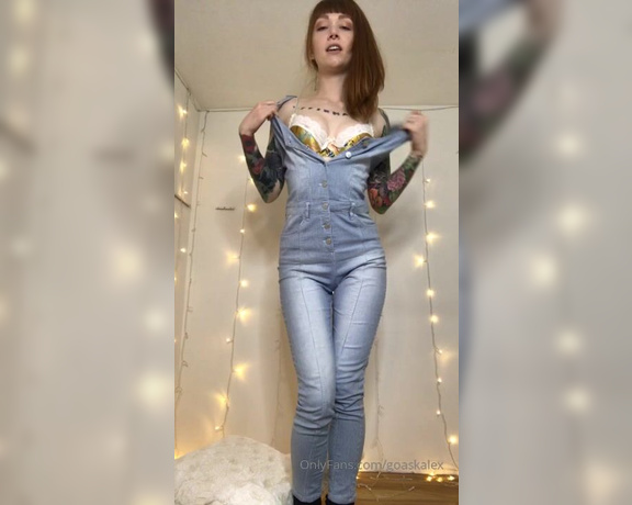 GoAskAlex aka goaskalex - 08-05-2019 OnlyFans Video - Overall, I think this strip tease was pretty sexy