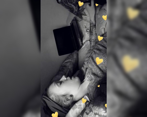 GoAskAlex aka goaskalex - 08-22-2019 OnlyFans Video - First time masturbating amp cumming since surgery