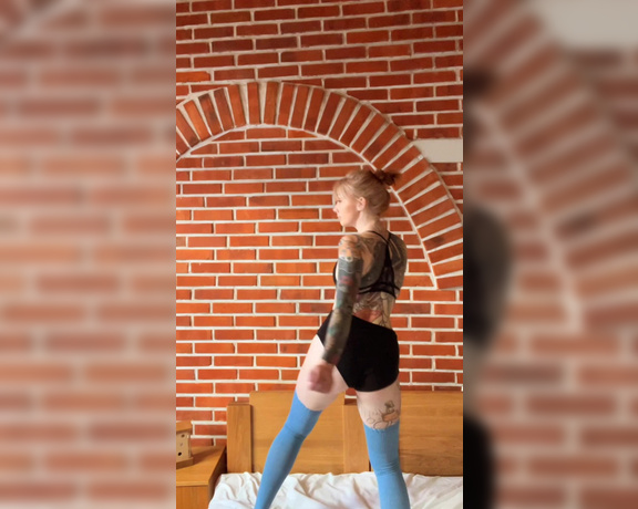 GoAskAlex aka goaskalex - 07-04-2024 OnlyFans Video - I found some forgotten footage from my trip to Poland and made something to dance along