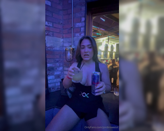 Jordinswetof aka jordinswetof - 06-16-2024 OnlyFans Video - Thank you guys for the drinks Im lit