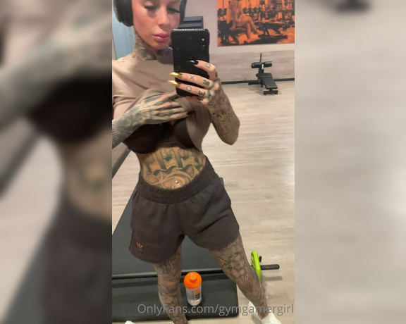 GymGamerGirl aka gymgamergirl - 08-10-2020 OnlyFans Video - I would like to wear nothing in the gym its soooo hot