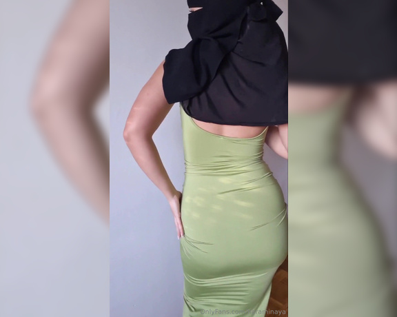 Haram_Inaya aka haram_inaya - 09-20-2023 OnlyFans Video - Everyones favorite green dress