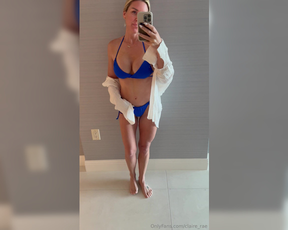 Claire Rae aka claire_rae - 07-14-2024 OnlyFans Video - Would you notice me at the pool