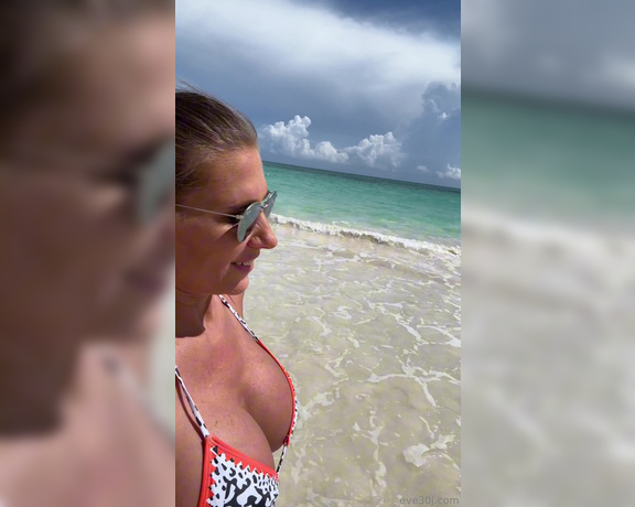 Eve30j aka eve30j - 09-07-2024 OnlyFans Video - Steppin on the beach