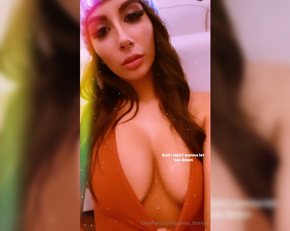 Gianna Dior aka giannadior - 04-24-2020 OnlyFans Video - do you like my beanie