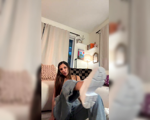 Gianna Dior aka giannadior - 01-06-2024 OnlyFans Video - Stream started at 01062024 1245 am Fan Mail Haul