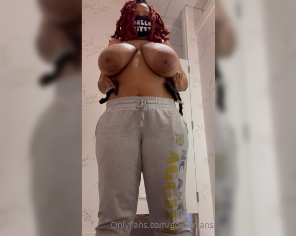 GoldenJans aka goldenjans - 03-23-2022 OnlyFans Video - Happy Tuesday Heres some snippets of me trying on BrasIll bring yall next time_vmyn