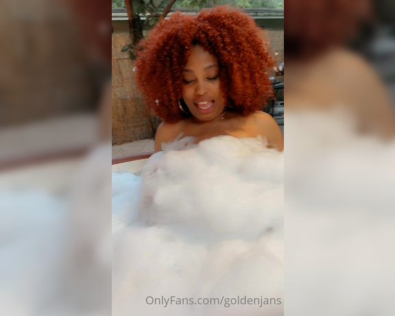 GoldenJans aka goldenjans - 05-11-2022 OnlyFans Video - Boob Fest files with a ft_5ziu