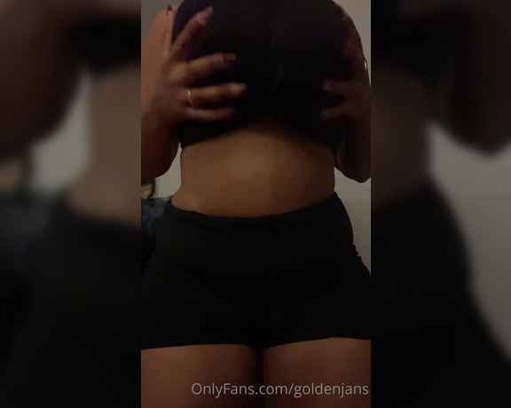 GoldenJans aka goldenjans - 10-04-2022 OnlyFans Video - Happy Tuesday_j0no