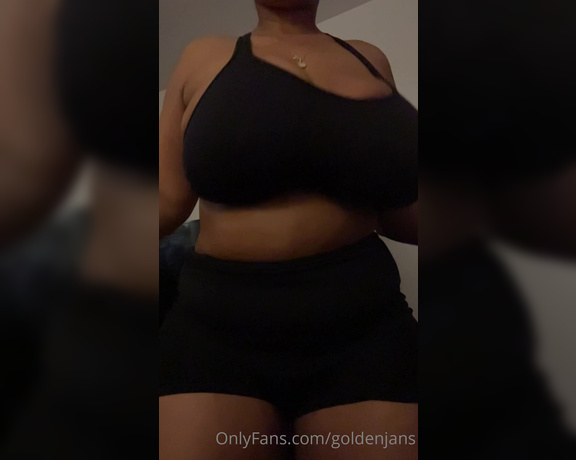 GoldenJans aka goldenjans - 10-04-2022 OnlyFans Video - Happy Tuesday_j0no