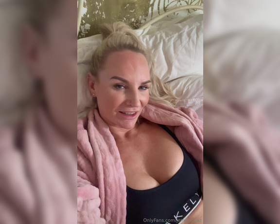 Jem & Daz aka jemanddaz - 03-22-2024 OnlyFans Video - Its Friday_tikf